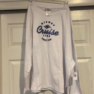 NWT 1X Disney Cruise Line Sequenced Sweatshirt